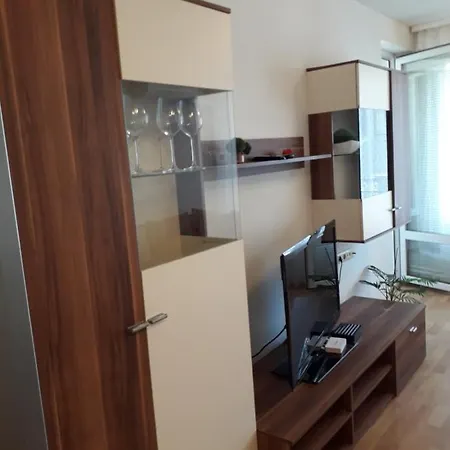 Апартамент Места Burgas